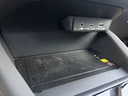 Used 2025 Subaru Forester Touring image 21