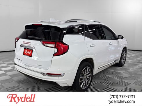 Used 2022 GMC Terrain Denali AWD/4WD image 5