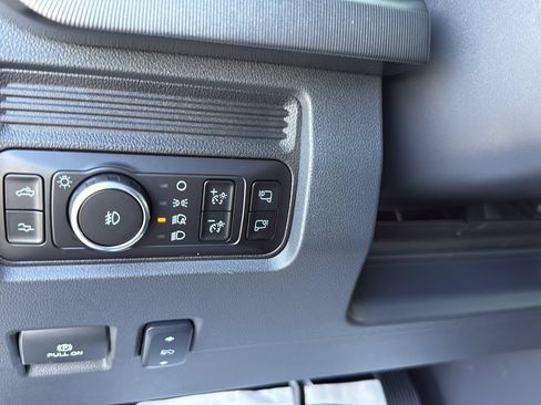 Used 2026 Ford F350 Platinum AWD/4WD image 18