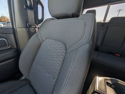 New 2026 RAM 1500 4x4 Crew Cab image 12