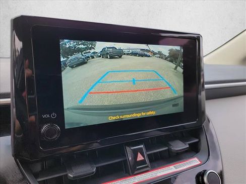 Used 2026 Toyota Corolla LE FWD image 23