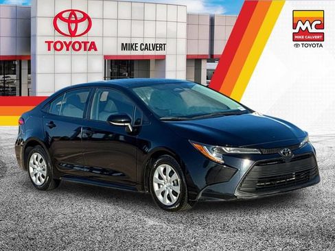Used 2024 Toyota Corolla LE FWD image 7