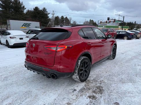 Used 2021 Alfa Romeo Stelvio Ti Sport image 8