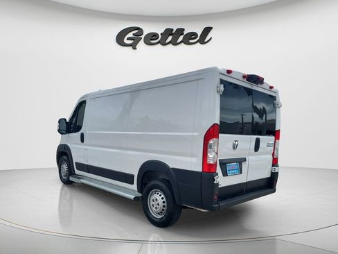Used 2025 RAM ProMaster 2500 w/ U-Haul Equipment Group FWD image 7
