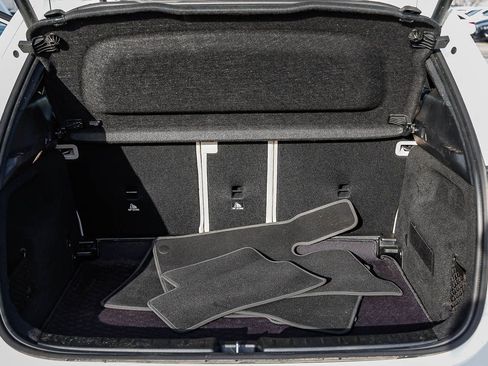 Certified 2025 Mercedes-Benz GLA 250 4MATIC image 25