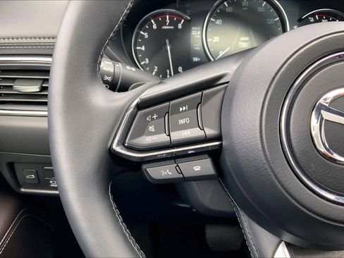 Used 2025 MAZDA CX-5 Signature image 23