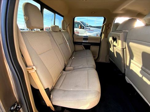 Used 2016 Ford F150 XLT w/ Equipment Group 302A Luxury image 18