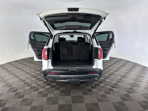 Used 2023 GMC Acadia AT4 w/ GMC Pro Grade Package AWD/4WD image 15