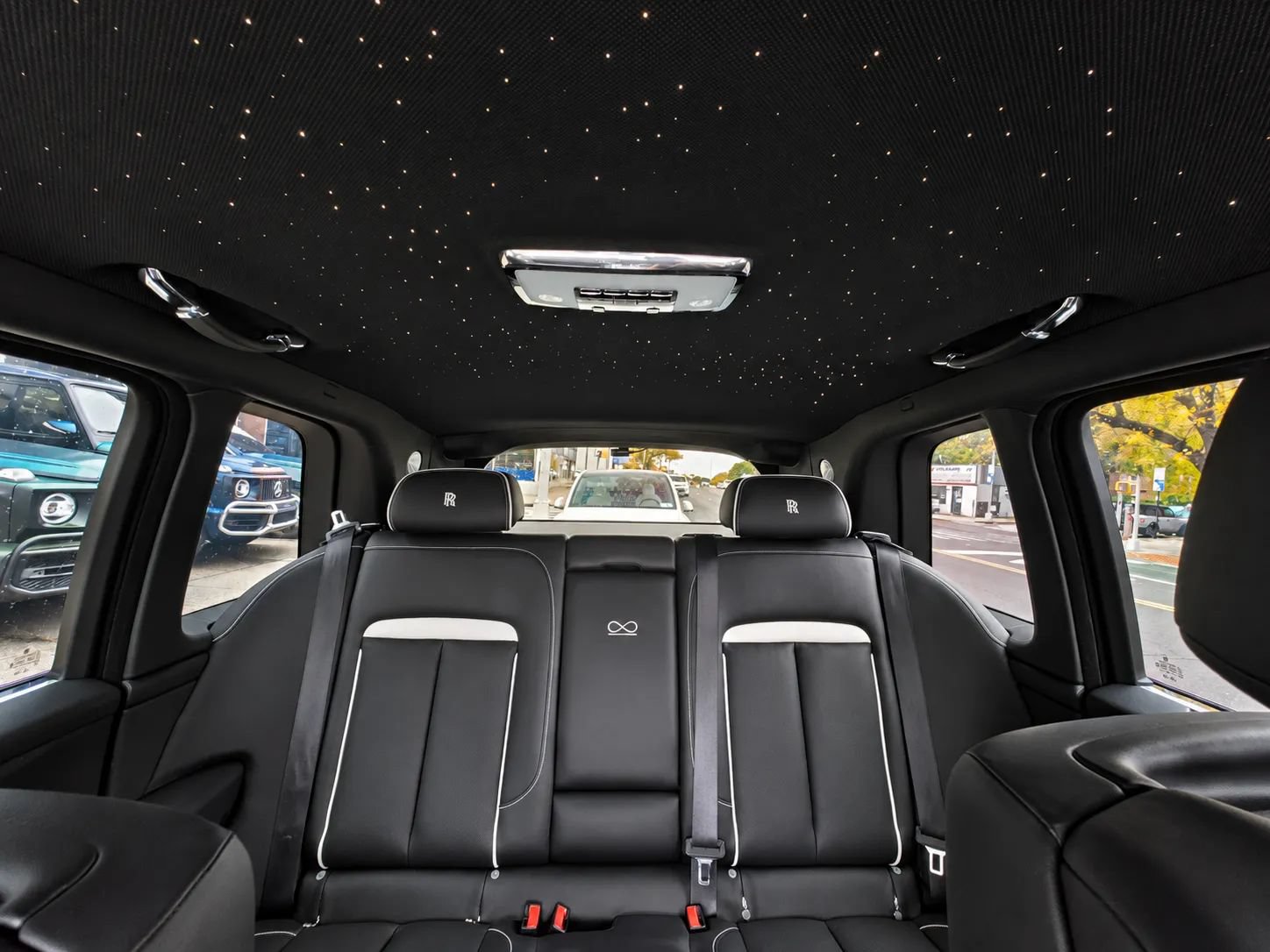 Used 2020 Rolls-Royce Cullinan Black Badge AWD/4WD image 72