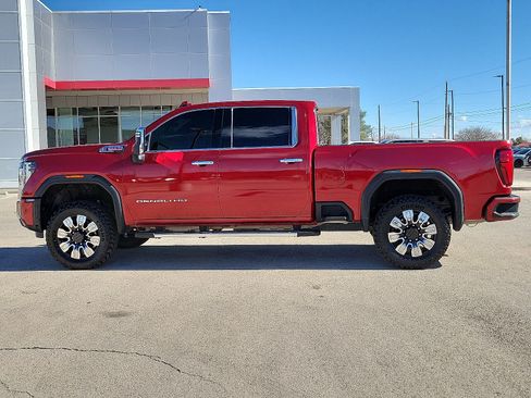 Used 2024 GMC Sierra 2500 Denali w/ Technology Package image 2