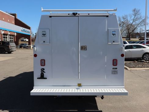 New 2026 Chevrolet Express 3500 w/ Power Convenience Package image 25