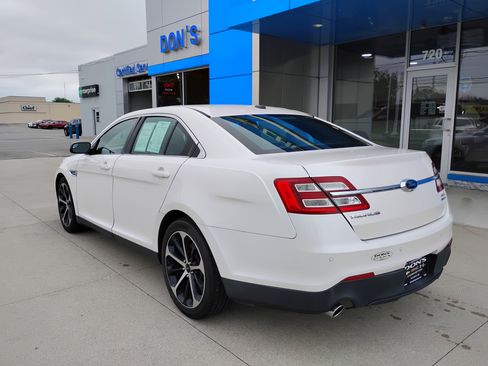 Used 2015 Ford Taurus SEL w/ Equipment Group 201A FWD image 2