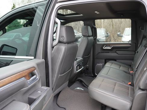 Certified 2024 Chevrolet Silverado 3500 High Country AWD/4WD image 18
