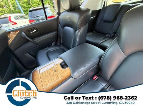 Used 2014 INFINITI QX80 4WD Luxe w/ Theater Package image 19