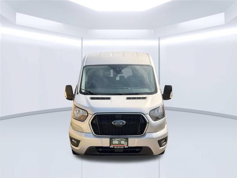 Used 2023 Ford Transit 350 XLT RWD image 2