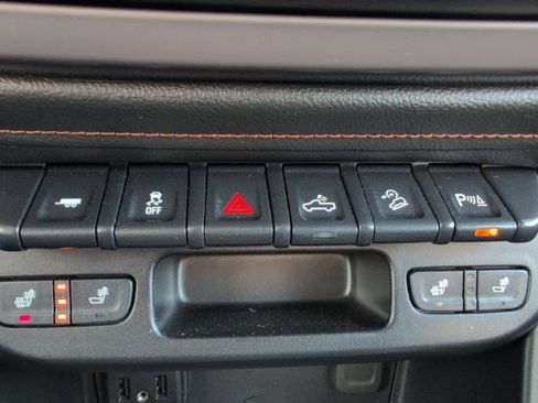 Used 2021 GMC Canyon AT4 w/ Trailering Package image 23