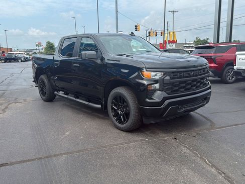 New 2026 Chevrolet Silverado 1500 Custom AWD/4WD image 8