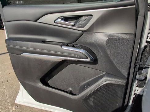 Certified 2024 Chevrolet Traverse LT w/ Trailering Package image 16