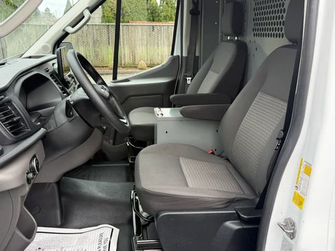 Used 2020 Ford Transit 250 Medium Roof RWD image 17