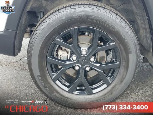 Certified 2024 Jeep Grand Cherokee Altitude AWD/4WD image 5