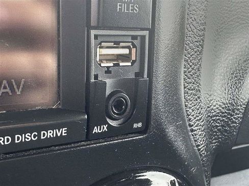 Used 2016 Jeep Wrangler Unlimited Sahara AWD/4WD image 18