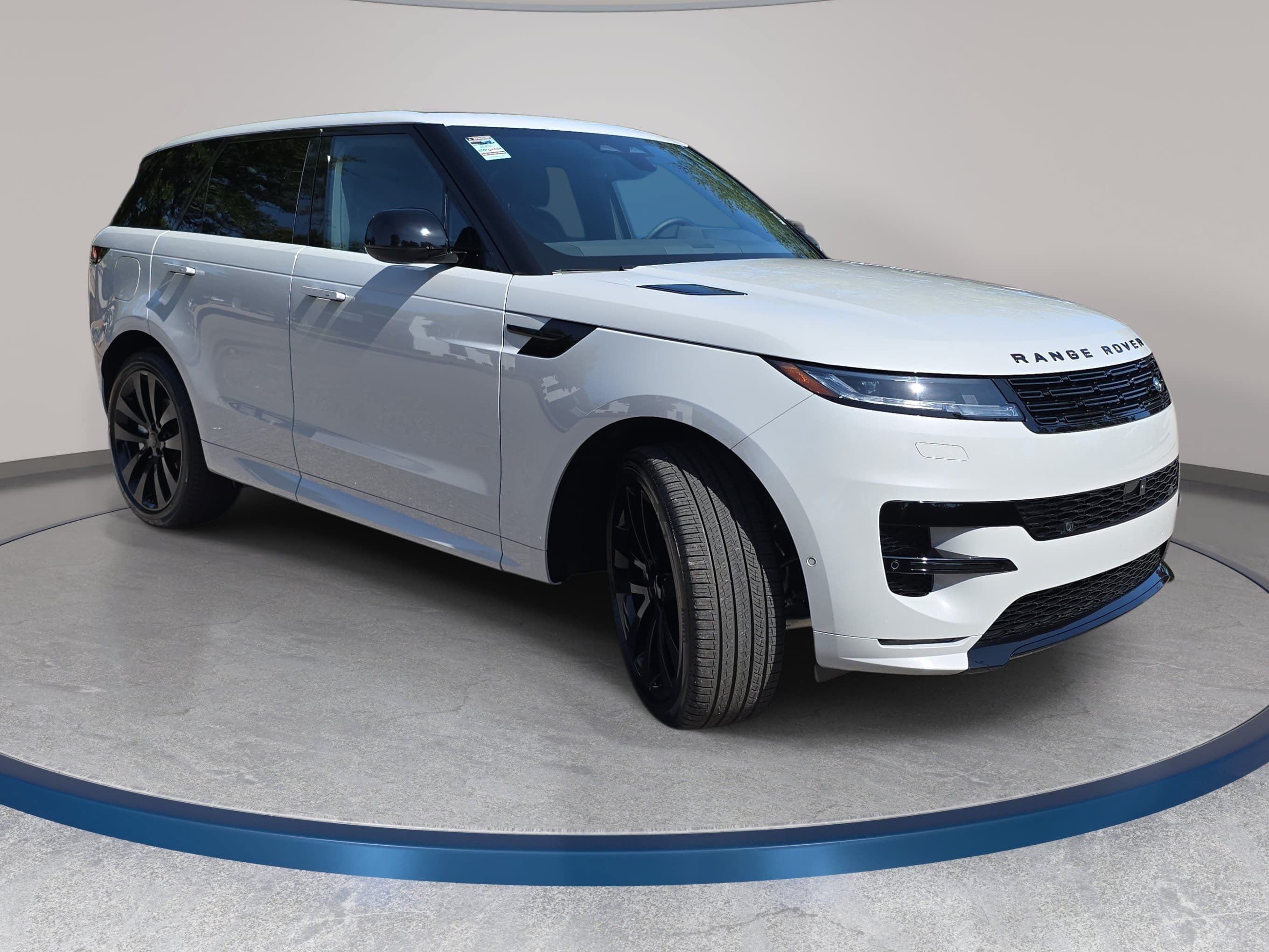 New 2026 Land Rover Range Rover Sport Dynamic SE AWD/4WD image 3