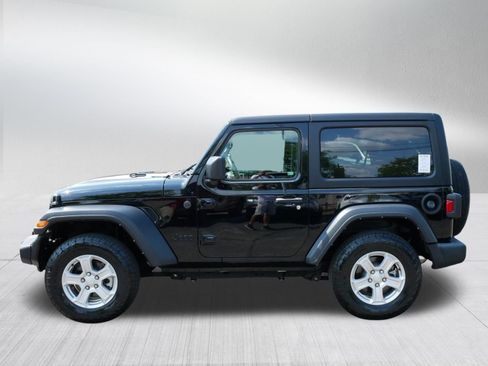 Used 2022 Jeep Wrangler Sport AWD/4WD image 4