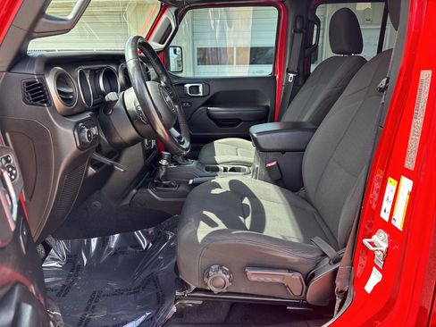 Used 2020 Jeep Wrangler Unlimited Sport S AWD/4WD image 16