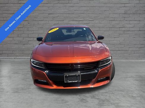 Used 2023 Dodge Charger SXT w/ Blacktop Package AWD/4WD image 2