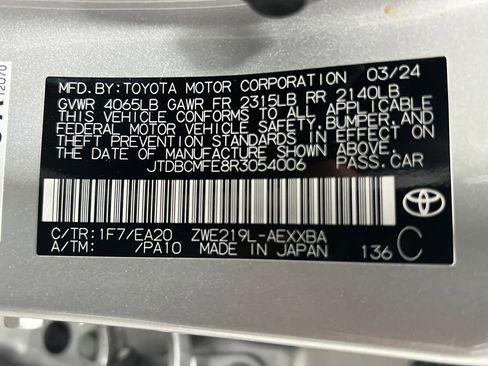 Used 2024 Toyota Corolla XLE FWD image 32