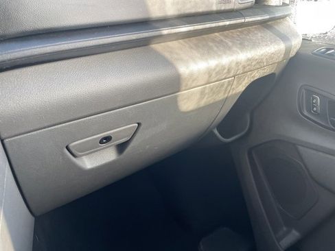 Used 2023 Ford Transit 350 XLT image 33