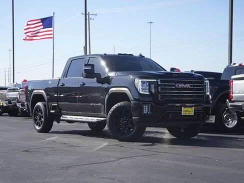 Used 2022 GMC Sierra 2500 AT4 w/ AT4 Preferred Package image 2