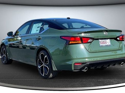 New 2026 Nissan Altima 2.5 SR FWD image 3