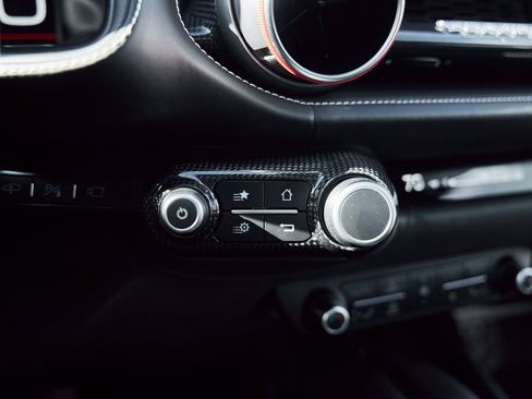 Used 2019 Ferrari 812 Superfast image 60