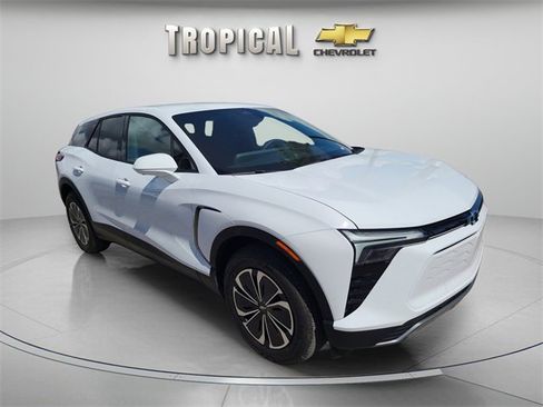 New 2025 Chevrolet Blazer EV LT image 7