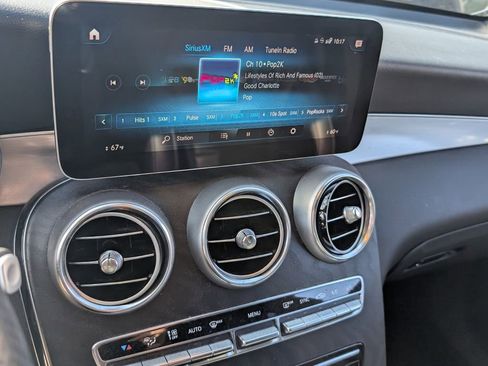 Used 2022 Mercedes-Benz GLC 300 GLC 300 image 21