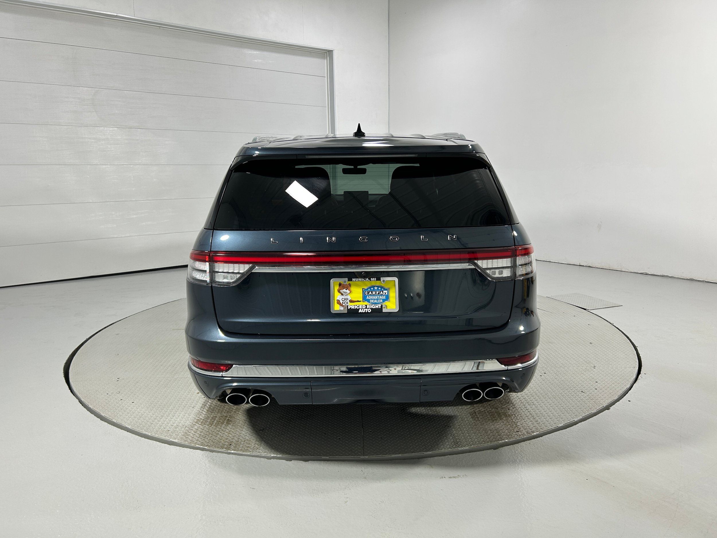 Used 2021 Lincoln Aviator Black Label w/ Dynamic Handling Package AWD/4WD image 34