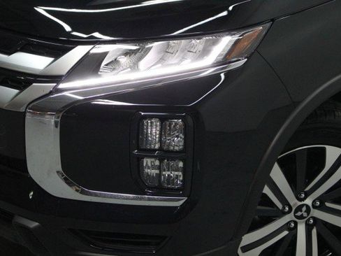 New 2026 Mitsubishi Outlander Sport SE image 2