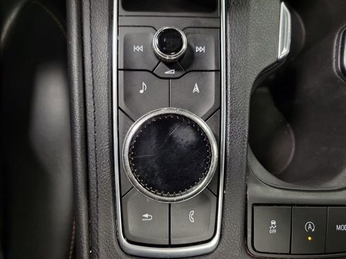 Used 2019 Cadillac XT4 Sport image 17