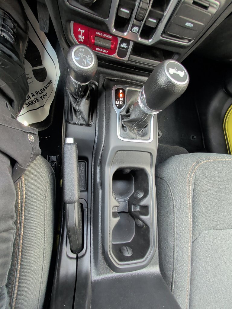 Used 2024 Jeep Wrangler Unlimited AWD/4WD image 20