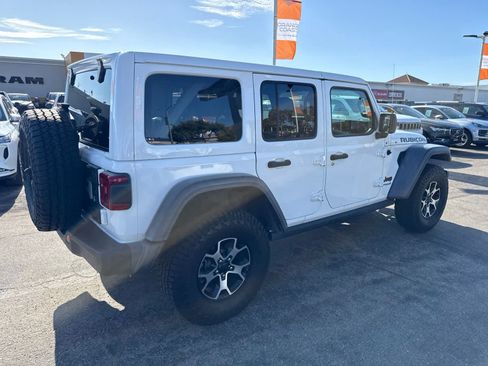 Used 2021 Jeep Wrangler Unlimited Rubicon w/ Steel Bumper Group AWD/4WD image 12