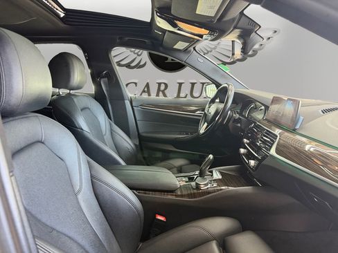 Used 2019 BMW 530i RWD image 15