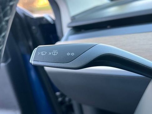 Used 2018 Tesla Model 3 Long Range image 18