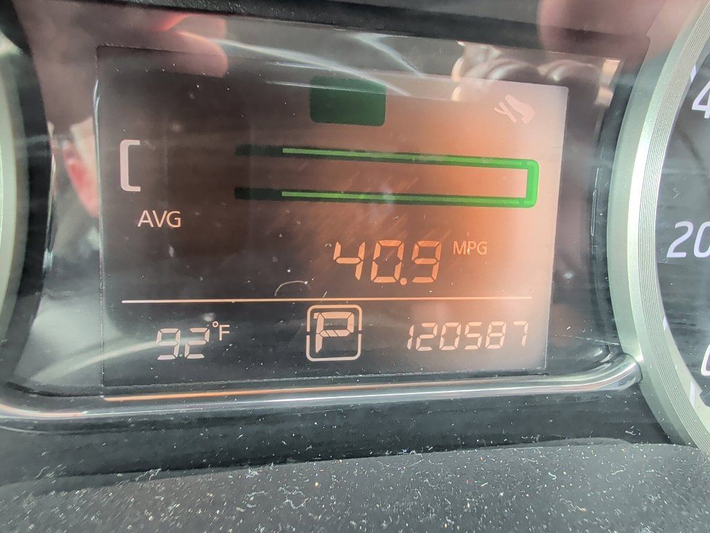 Used 2014 Nissan Sentra SV FWD image 1