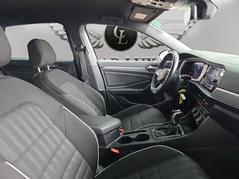 Used 2024 Volkswagen Jetta Sport image 15