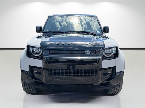 New 2026 Land Rover Defender 110 X AWD/4WD image 8