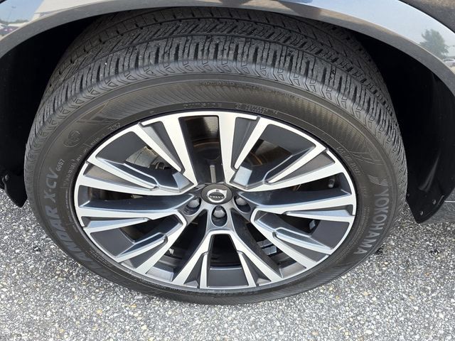 Used 2022 Volvo XC90 T5 Momentum w/ Advanced Package AWD/4WD image 40