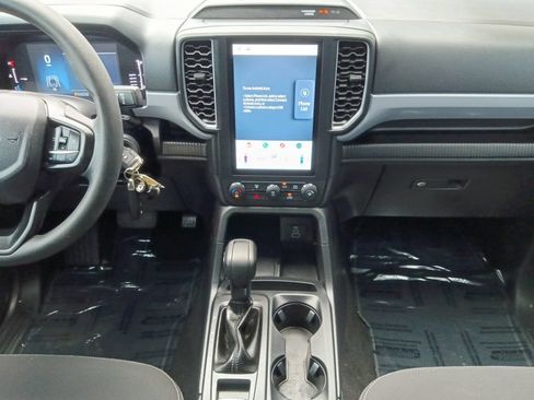 Used 2024 Ford Ranger XL w/ Trailer Tow Package RWD image 3