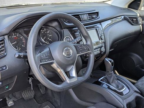 Used 2019 Nissan Rogue Sport SV image 10