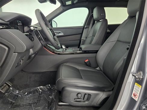 New 2026 Land Rover Range Rover Velar Dynamic SE image 11
